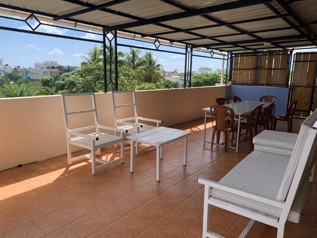 Oasis Tropical Aparthotel Pereybere Beach Bagian luar foto